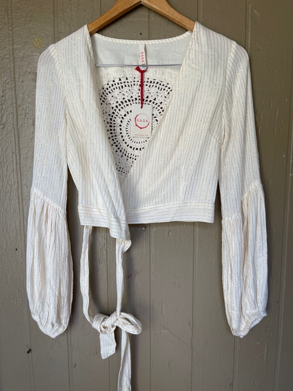 RAGA Cream Textured Cropped Wrap Top with Balloon Sleeves Size XS